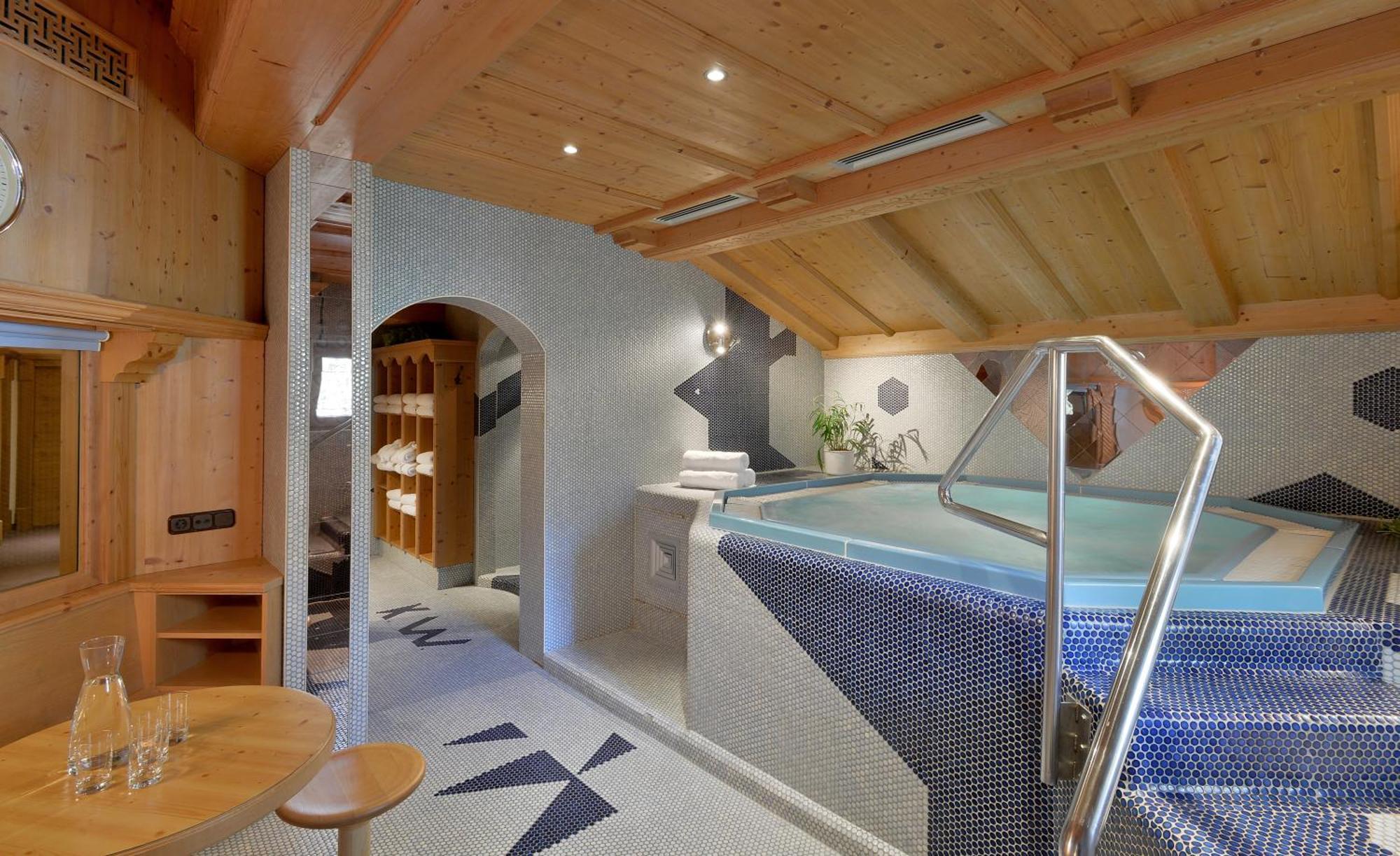 Hotel Almhof Hochfugen Pokoj fotografie
